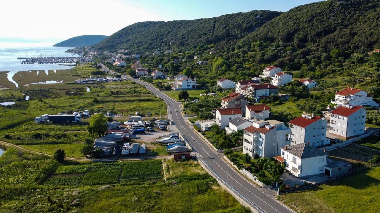 Apartman Belisima Deluxe 수페타르스카 드라가 외부 사진
